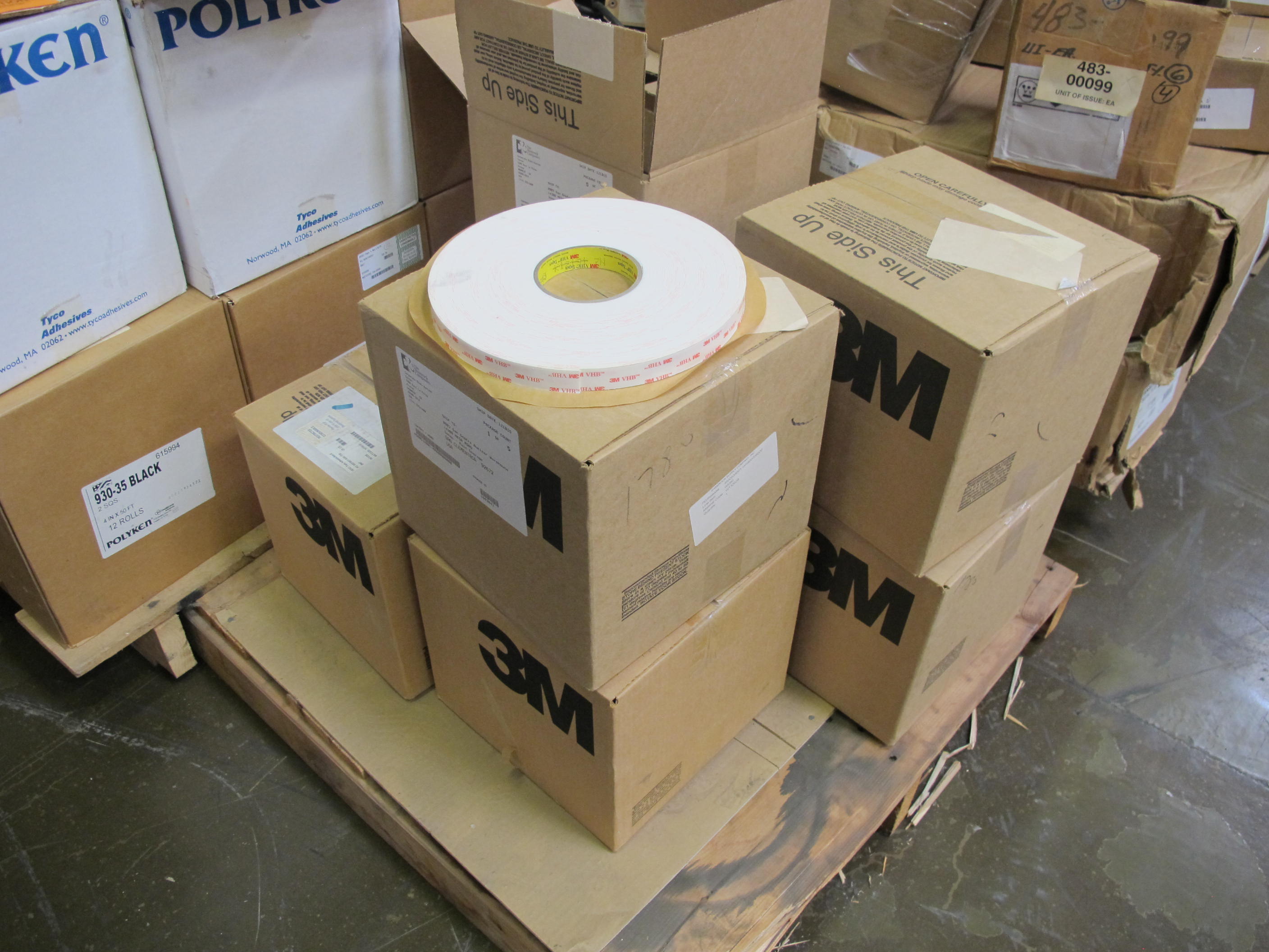 LOT TO INCLUDE: (7 BOXES) 3M VHB TAPE, (163 ROLLS) POLYKEN TAPE, 4" WD X 50 FT LG ROLL X 35 MIL THK SIZE, PIPELINE COATING KIND, PLASTIC MATERIAL, BLACK COLOR. USE IN FIELD WELD AREAS. 12 ROLLS PER BOX.. LOADING & HANDLING FEE $15-4079